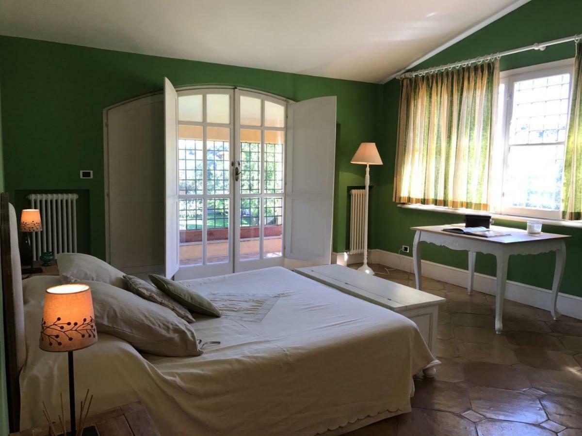 Bed and Breakfast Borgo del Gelso Olgiata Exterior foto